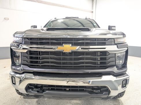 Used 2024 Chevrolet Silverado 2500 LT w/ All Star Edition image 8