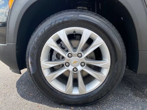 Certified 2023 Chevrolet TrailBlazer LS AWD/4WD image 21