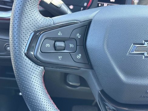 Used 2023 Chevrolet TrailBlazer RS AWD/4WD image 10