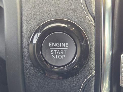 Used 2025 Ford Expedition Platinum w/ Stealth Appearance Package image 22