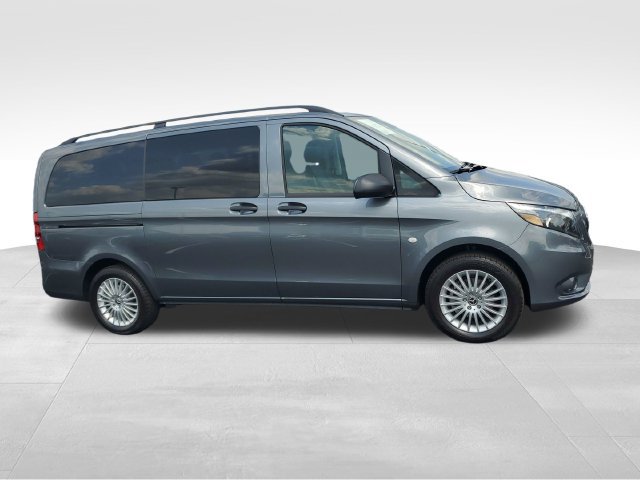 Used 2023 Mercedes-Benz Metris Passenger image 3