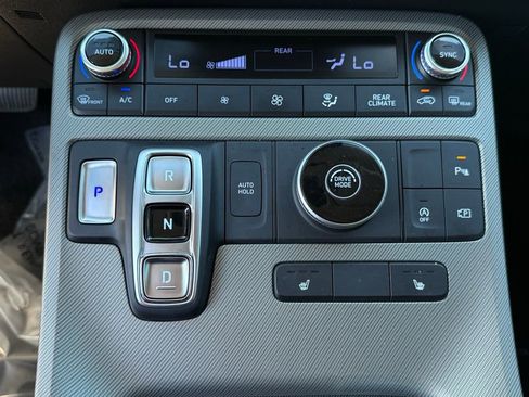 Used 2023 Hyundai Palisade SEL image 32