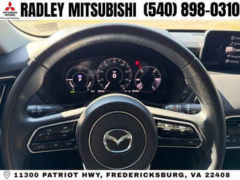 Used 2024 MAZDA CX-90 Plug-In Hybrid w/ Premium Pkg AWD/4WD image 4