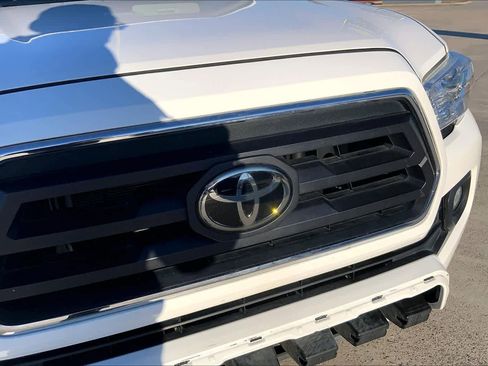 Used 2022 Toyota Tacoma SR5 image 28
