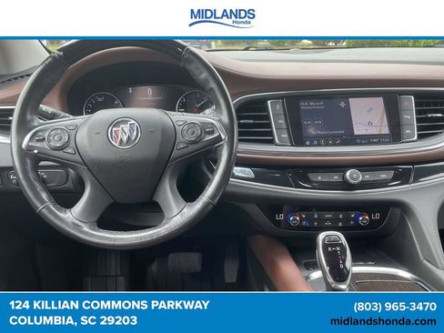 Used 2021 Buick Enclave Avenir w/ Avenir Technology Package AWD/4WD image 13