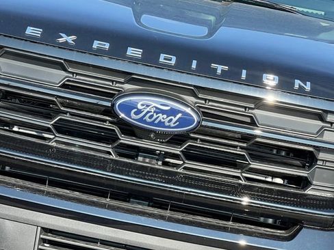 New 2026 Ford Expedition Max Active image 4
