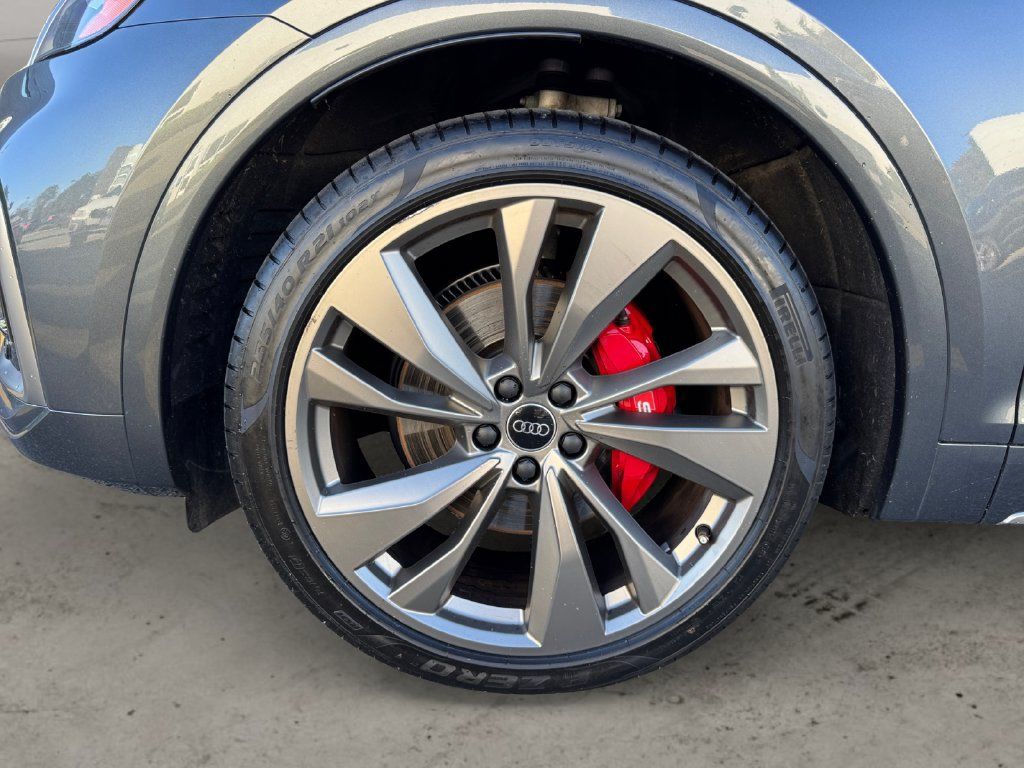 Used 2025 Audi SQ5 Premium Plus AWD/4WD image 8