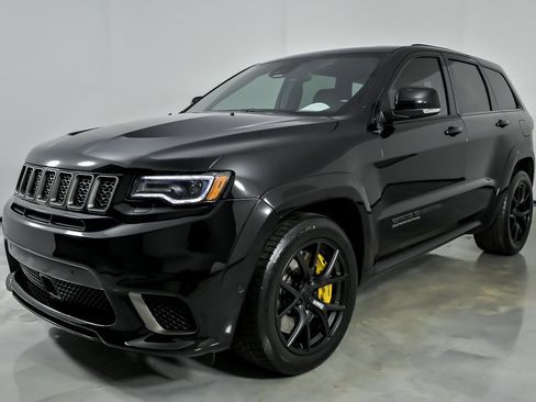 Used 2021 Jeep Grand Cherokee Trackhawk image 5