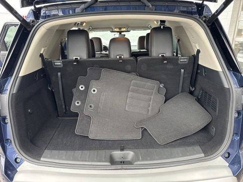 Used 2024 Nissan Pathfinder SL image 21