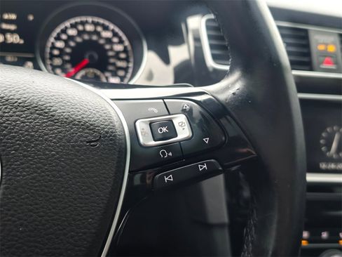 Used 2015 Volkswagen Golf TDI SEL w/ Lighting Package (SEL) image 29