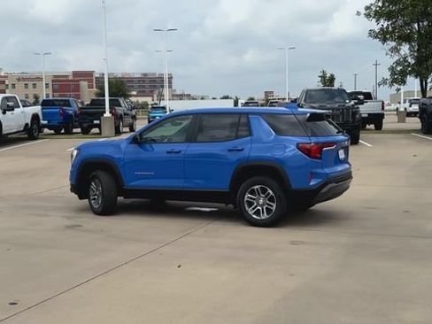 New 2026 GMC Terrain Elevation w/ Technology Package II FWD image 7