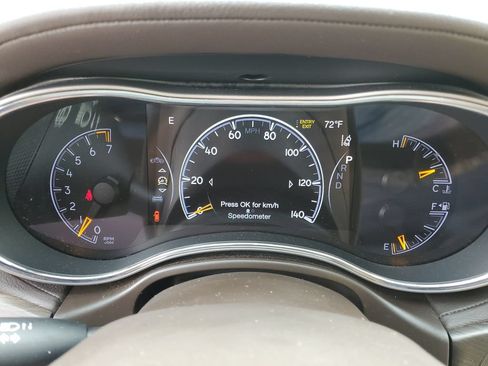 Used 2021 Jeep Grand Cherokee Overland AWD/4WD image 15