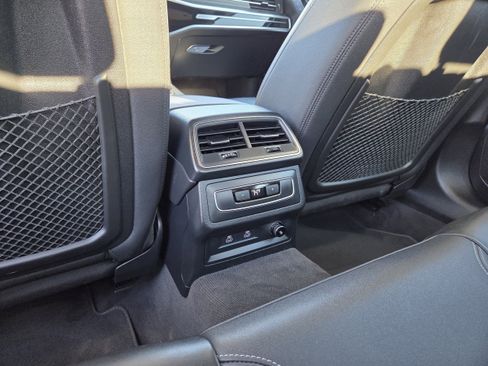 Used 2023 Audi A6 2.0T Premium image 19