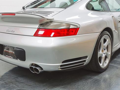 Used 2003 Porsche 911 Turbo AWD/4WD image 24