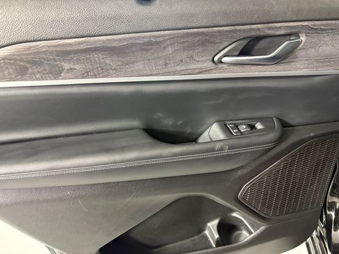 Used 2024 Jeep Grand Cherokee L Limited w/ Luxury Tech Group II image 43