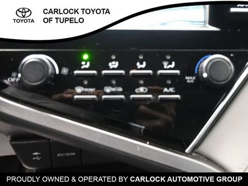 Used 2018 Toyota Camry LE image 12
