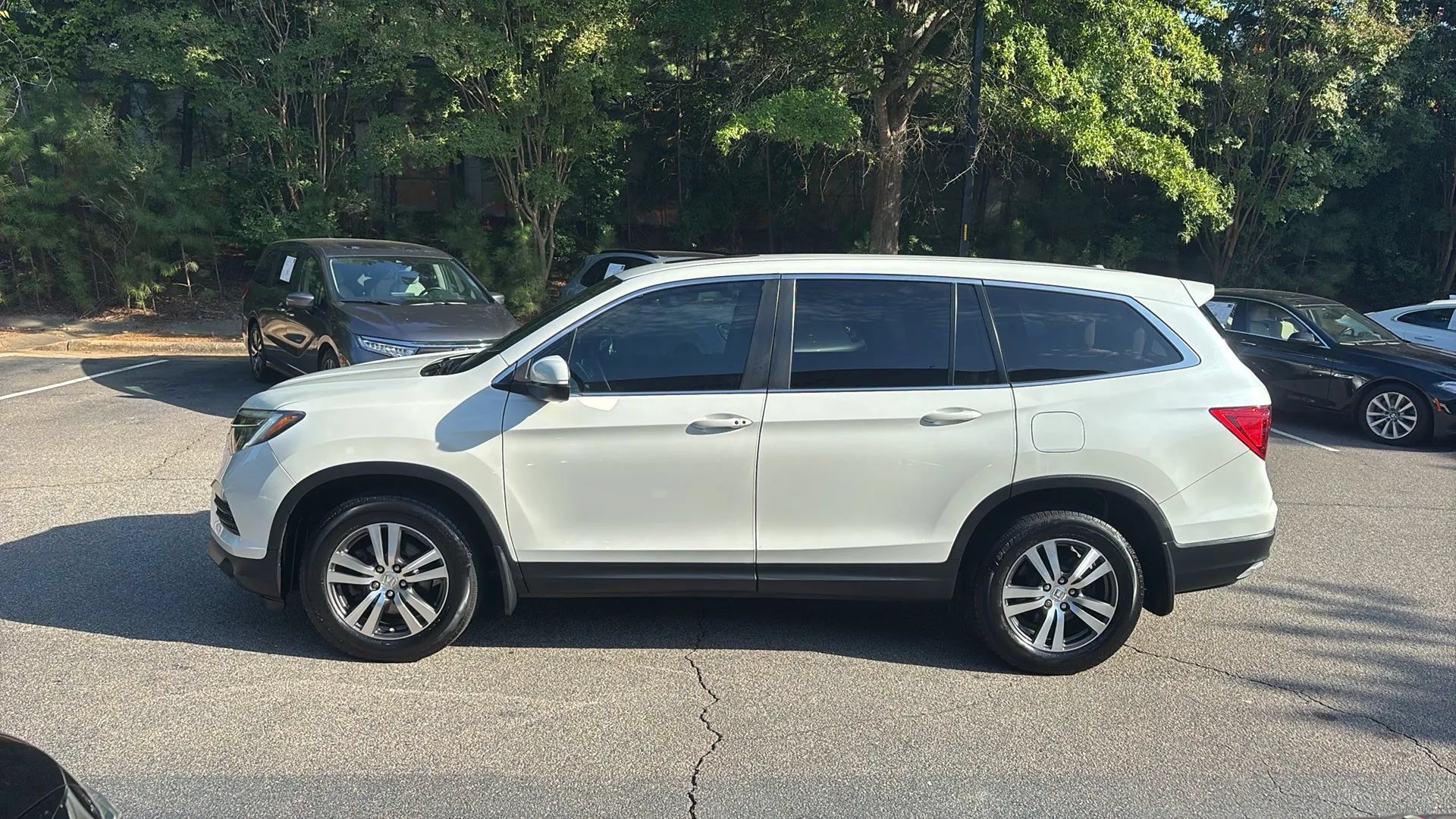Used 2017 Honda Pilot EX-L image 8