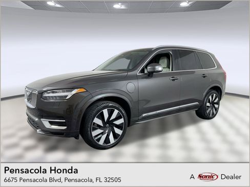 Used 2023 Volvo XC90 T8 Ultimate image 1