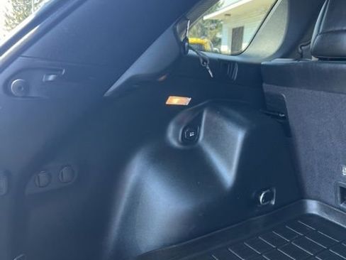 Used 2020 Jeep Cherokee Limited AWD/4WD image 71