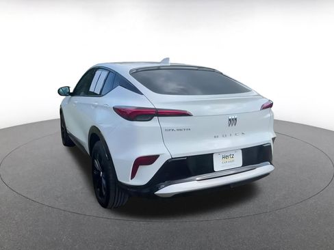 Used 2025 Buick Envista Sport Touring image 11