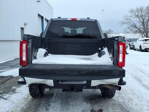 Certified 2024 Ford F250 XLT image 7