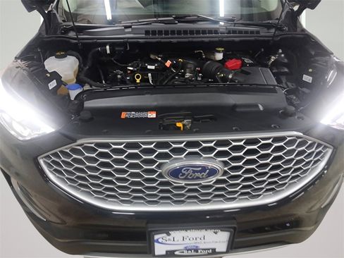 Used 2024 Ford Edge SEL image 9