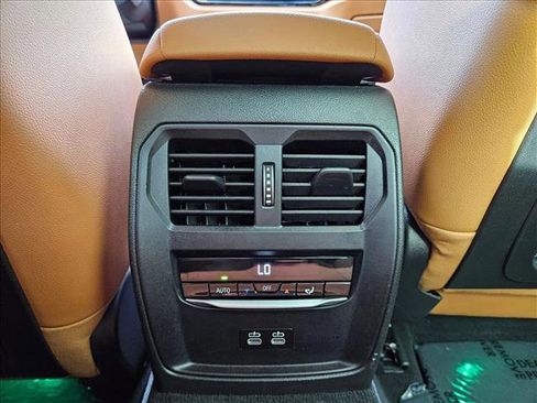 Certified 2023 BMW 330i Sedan w/ Premium Package image 25