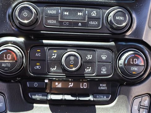 Used 2015 GMC Yukon SLT w/ Open Road Package AWD/4WD image 25
