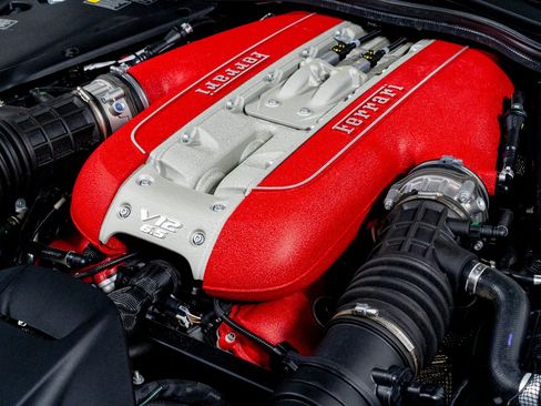 Used 2021 Ferrari 812 GTS RWD image 49