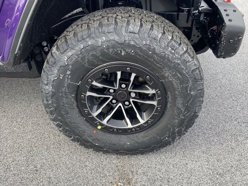 New 2026 Jeep Wrangler Unlimited Rubicon image 32