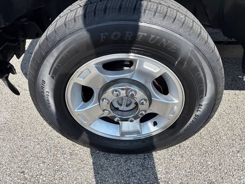 Used 2016 Ford F250 XLT AWD/4WD image 5
