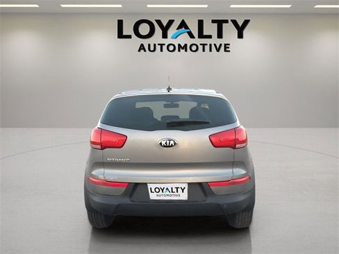 Used 2016 Kia Sportage LX image 4