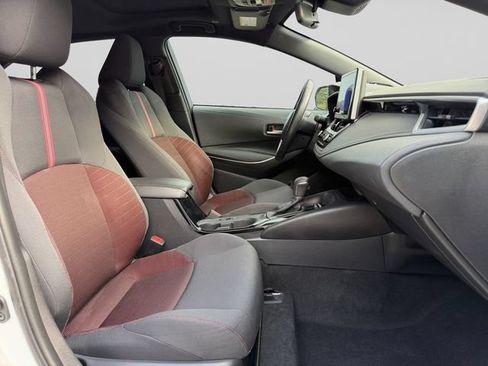 Certified 2023 Toyota Corolla SE w/ SE Premium Package FWD image 15