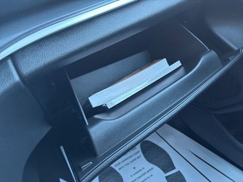 Used 2023 Jeep Grand Cherokee Altitude image 18