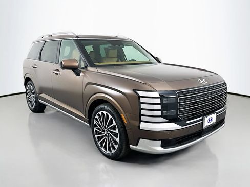 New 2026 Hyundai Palisade Calligraphy FWD image 3