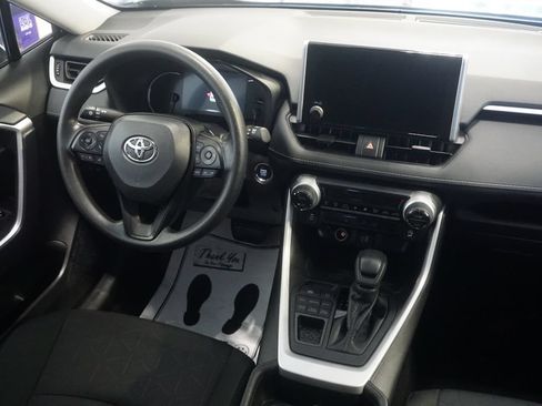 Certified 2025 Toyota RAV4 XLE AWD/4WD image 27