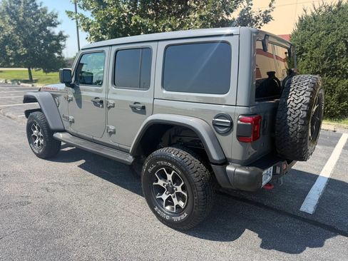 Used 2020 Jeep Wrangler Unlimited Rubicon AWD/4WD image 3