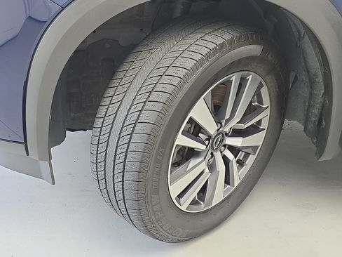 Certified 2023 Nissan Pathfinder SL AWD/4WD image 33