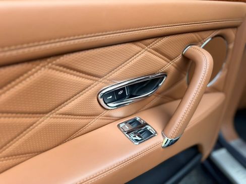Used 2016 Bentley Flying Spur V8 AWD/4WD image 39