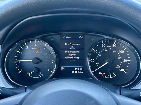 Used 2020 Nissan Rogue Sport SV image 28