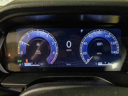 New 2025 Jeep Grand Cherokee Altitude image 20