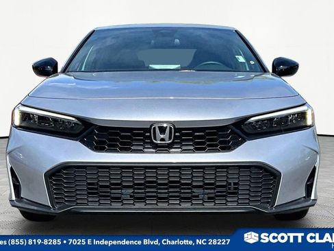 Used 2025 Honda Civic Sport image 2