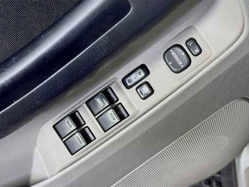 Used 2008 Toyota 4Runner SR5 RWD image 15