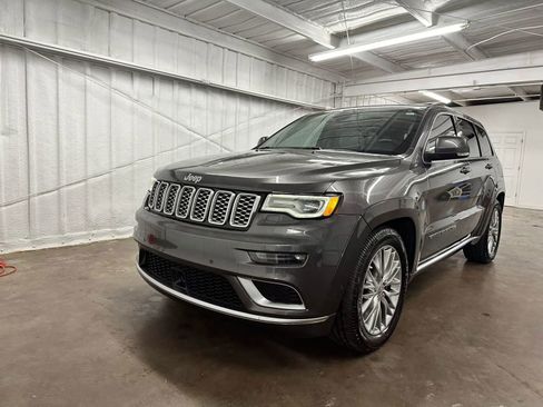Used 2018 Jeep Grand Cherokee Summit image 10