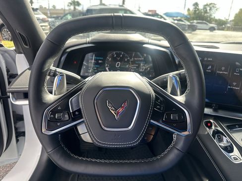 Used 2025 Chevrolet Corvette Stingray Coupe w/ 1LT image 13