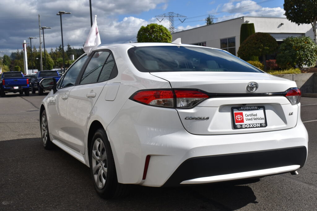 Certified 2021 Toyota Corolla LE w/ Carpet Mat Package (TMS) FWD image 7