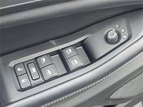 Certified 2024 Jeep Grand Cherokee Laredo RWD image 24