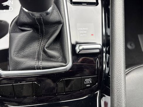 New 2026 Jeep Compass Latitude image 26