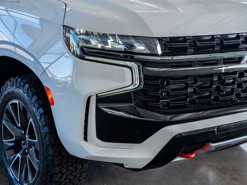 Used 2021 Chevrolet Tahoe Z71 w/ Luxury Package image 18