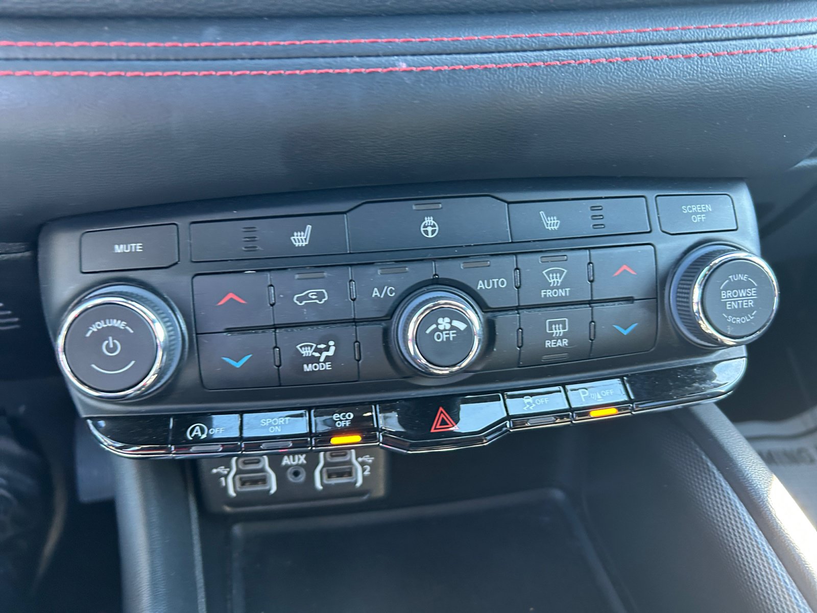 Used 2023 Dodge Durango GT AWD/4WD image 18